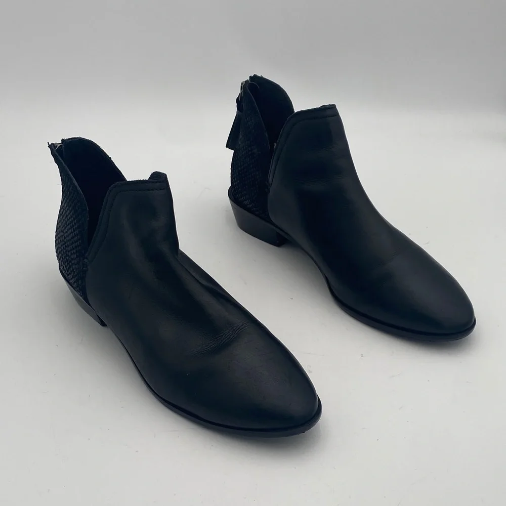 Kenneth Cole Reaction Black Leather and suede women 11.5M casual office retro